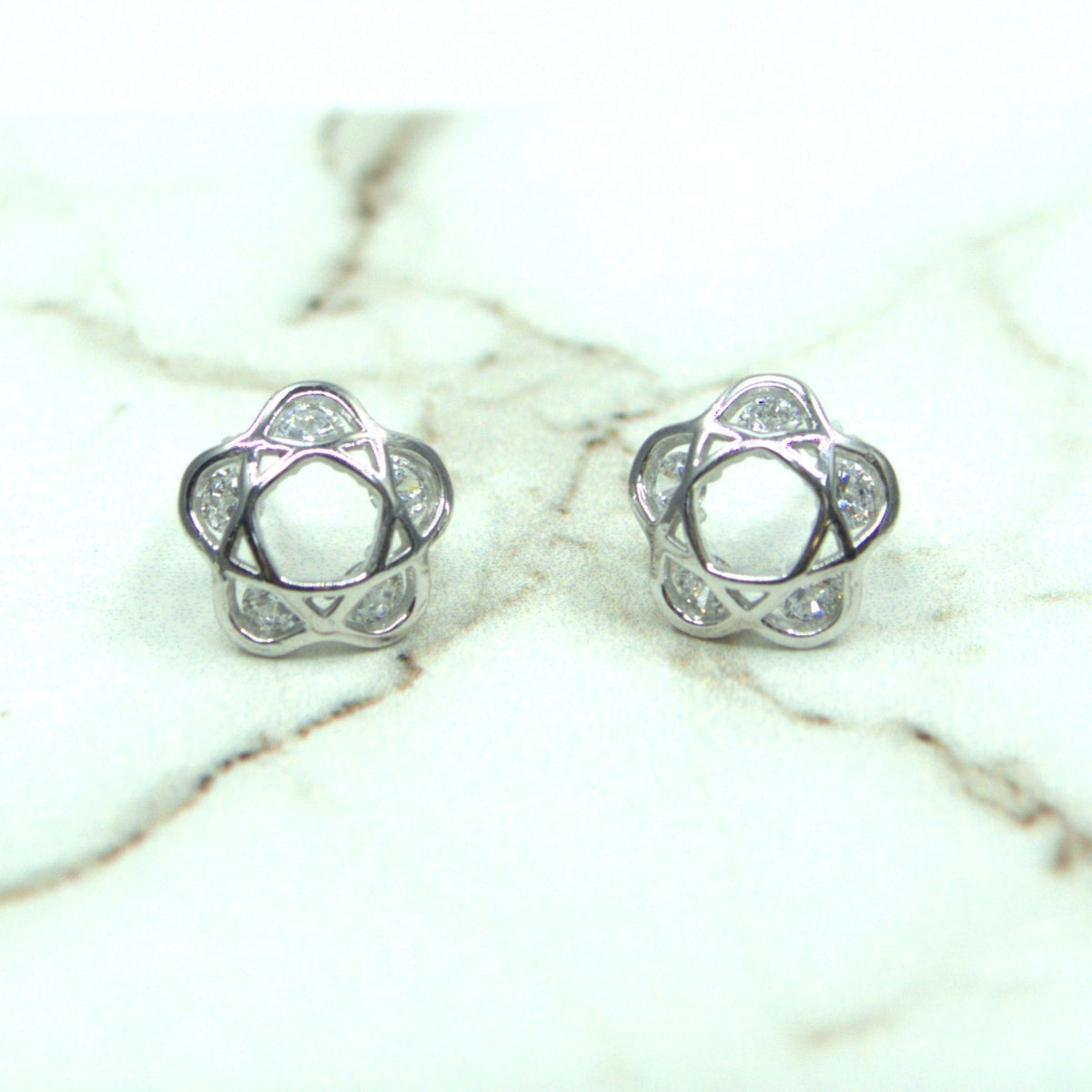 Ear Stud Cz Hollow Flower