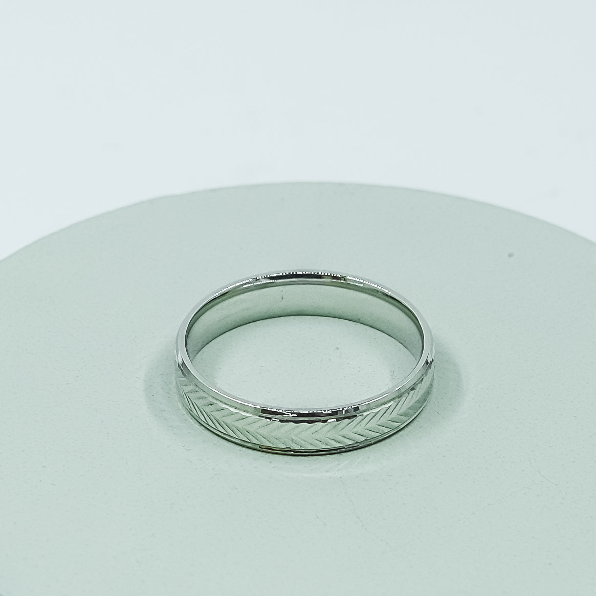 Textured Arrow Ring